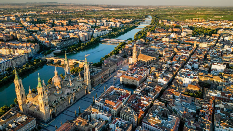 Enlace directo con información sobre Zaragoza, donde se ubica nuestro hotel ILUNION Romareda