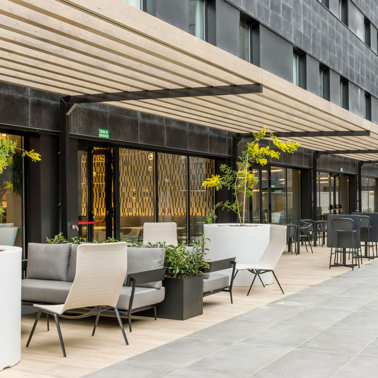 espacio amplio al aire libre