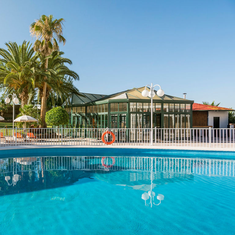 Lien vers la page des services de l’hôtel ILUNION Las Lomas