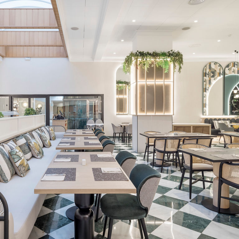 Link direto para os serviços do Hotel ILUNION Les Corts Spa