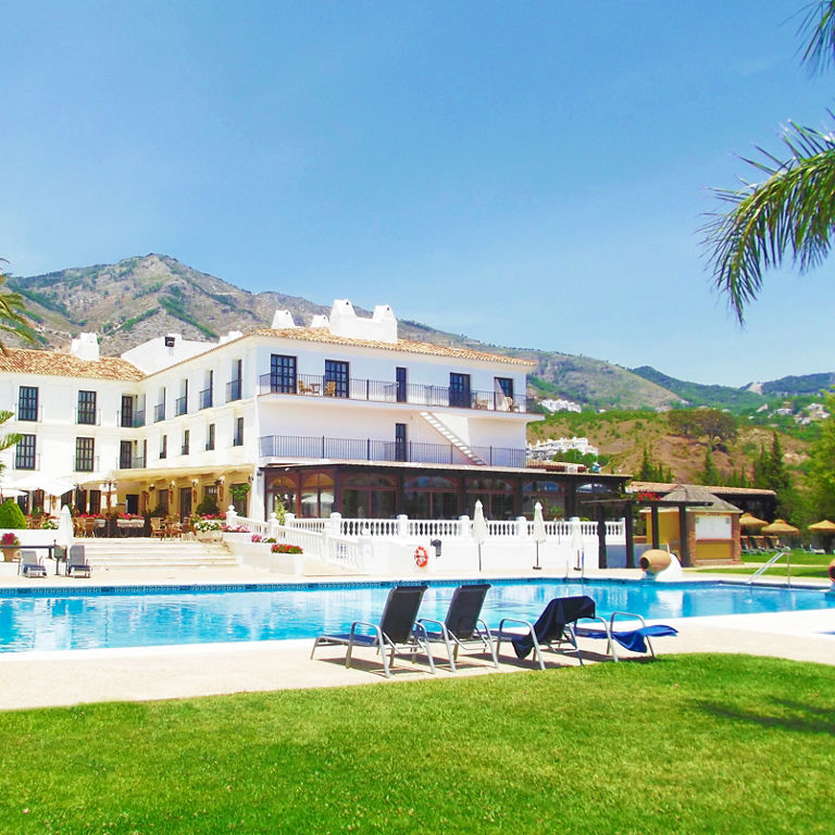 Enlace a la página de servicios del hotel ILUNION Hacienda de Mijas