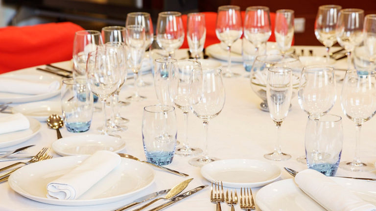 Enlace a la página de eventos del hotel ILUNION Valencia 3