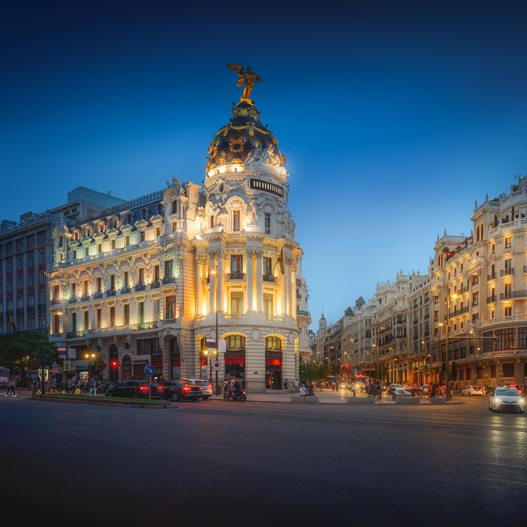 Enlace con información sobre Madrid, donde se ubica nuestro hotel ILUNION Suites Madrid