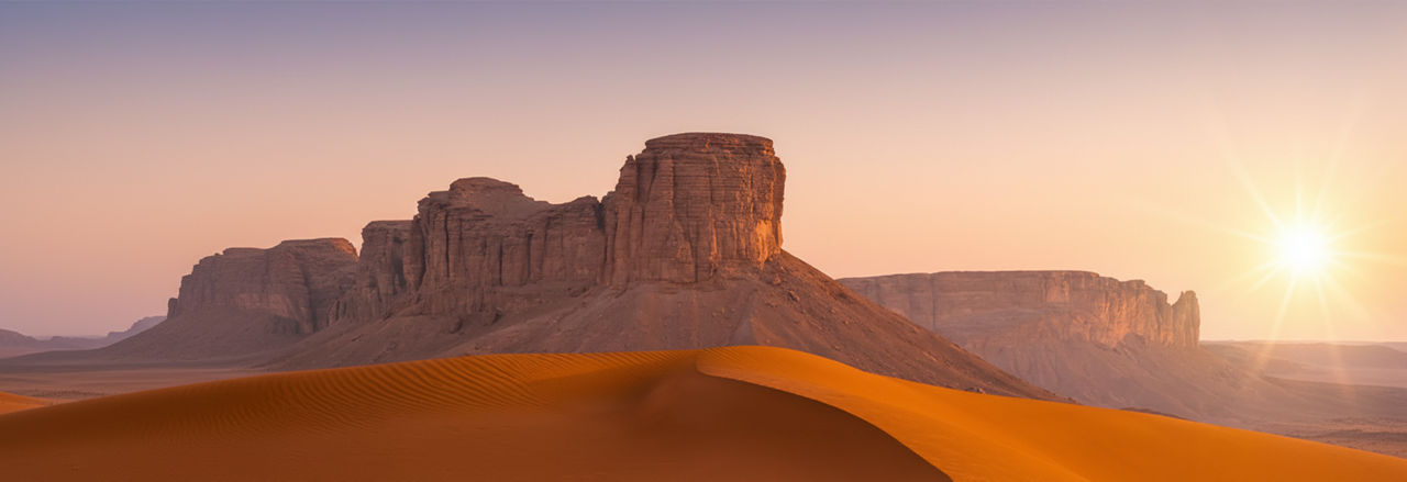 saudi_arabia_dune-bashing_in_the_red_sands