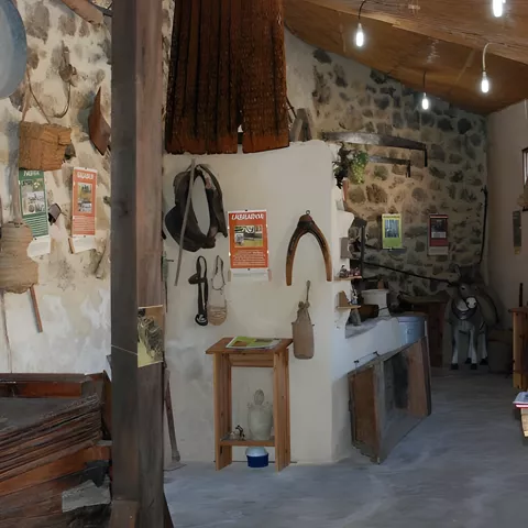 Interor del Museo de los Oficios de Molinicos