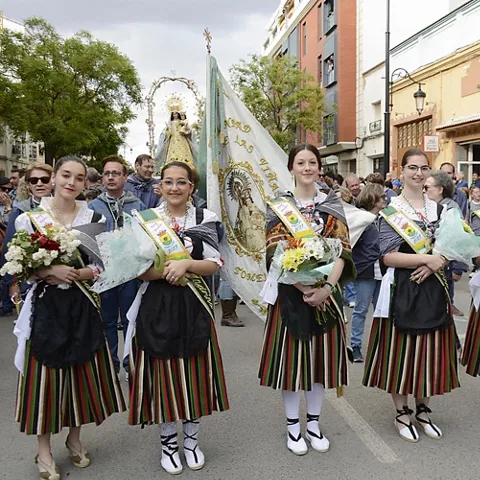 Participantes en la romería de la Virgen de las Viñas en Tomelloso