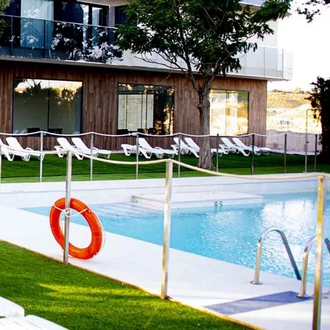 Piscina del Hotel Mirador Jorquera