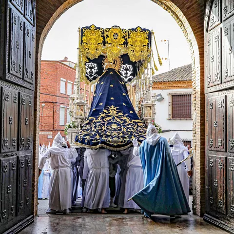 Salida procesional en la Semana Santa de Villarrubia de los Ojos