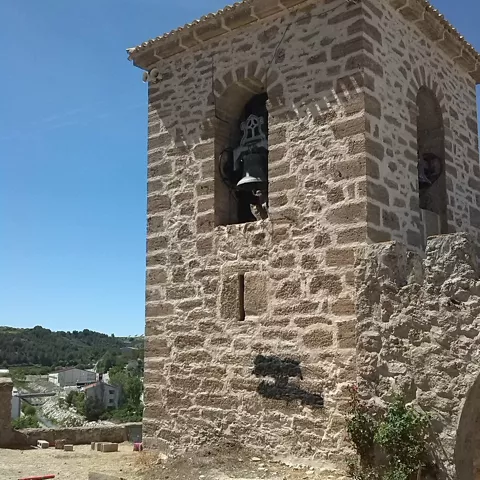 Torre con campana