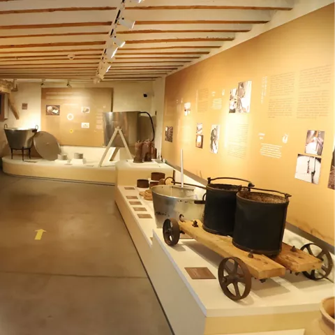 Transporte de leche en el Museo del Queso Manchego