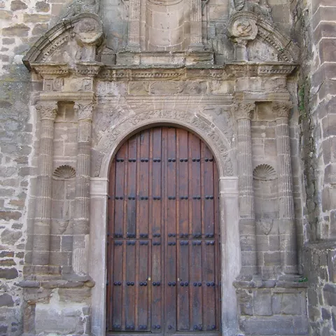 Portada de la iglesia de la Asunción de Puertollano