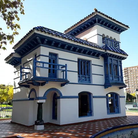 Casa del Estanque en los Jardines del Prado de Ciudad Real