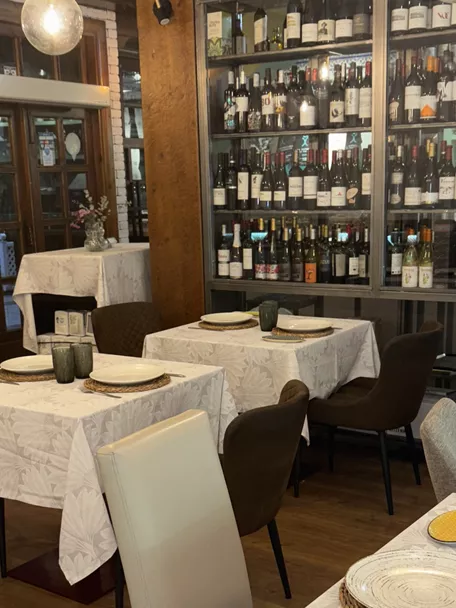 Interior del restaurante La Zaranda