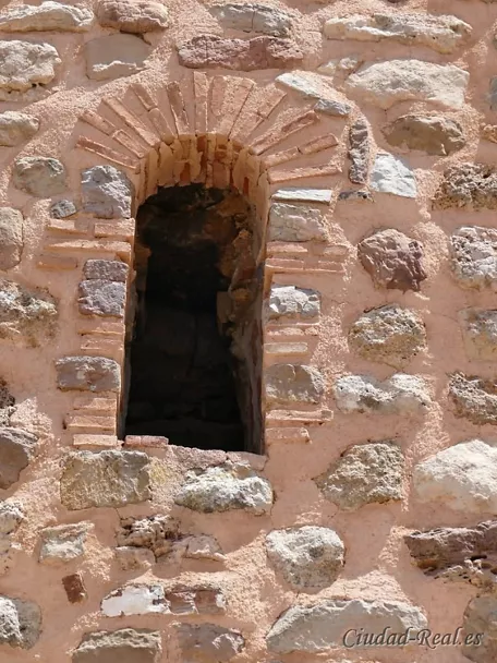 Detalle del torreón fortaleza de Puebla del Príncipe