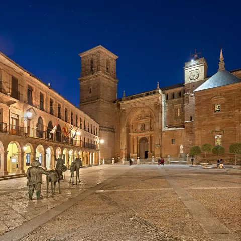 Plaza Mayor de Villanueva de los Infantes