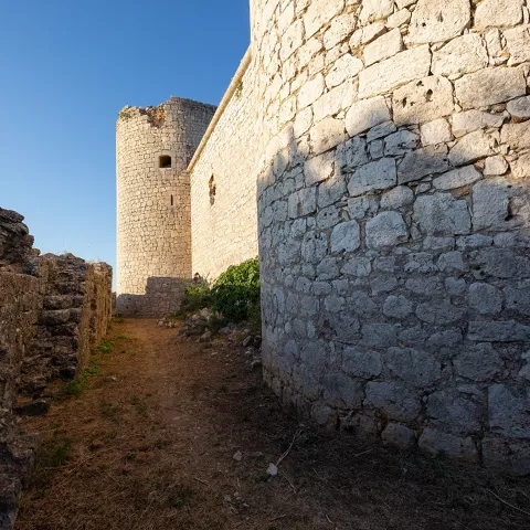 Murallas de castillo medieval