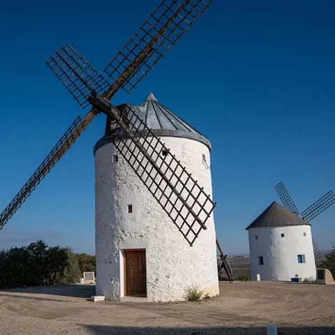 Dónde ver molinos de viento en Puerto Lápice