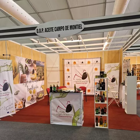 Stand de la DOP Aceite del Campo de Montiel