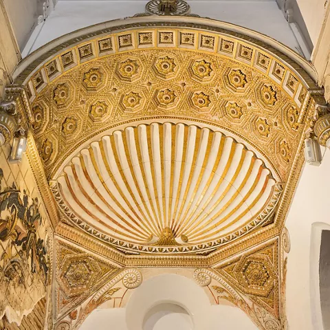 Techo artesonado decorado