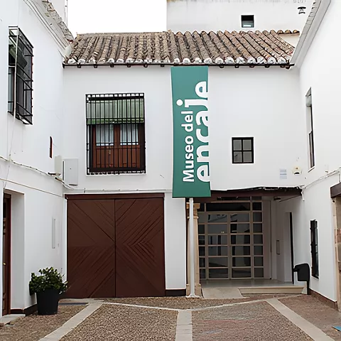Acceso al Museo del Encaje y la Blonda de Almagro