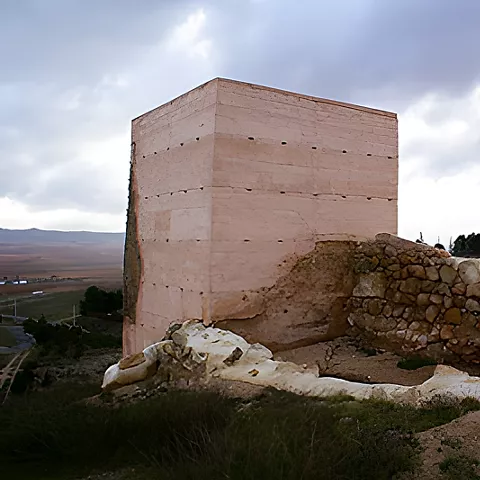 Panorámica de los restos del castillo de Montealegre del Castillo