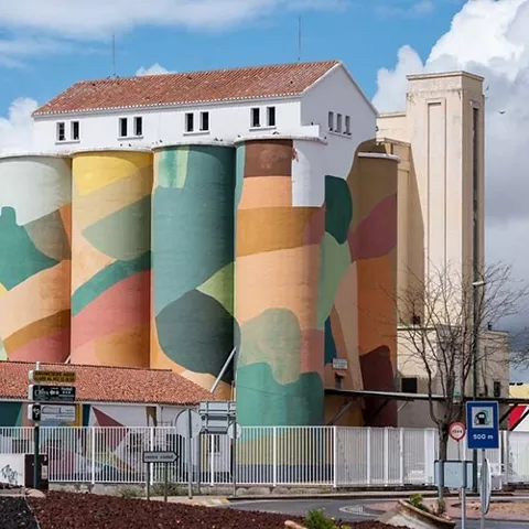 Ruta Titanes de los silos pintados