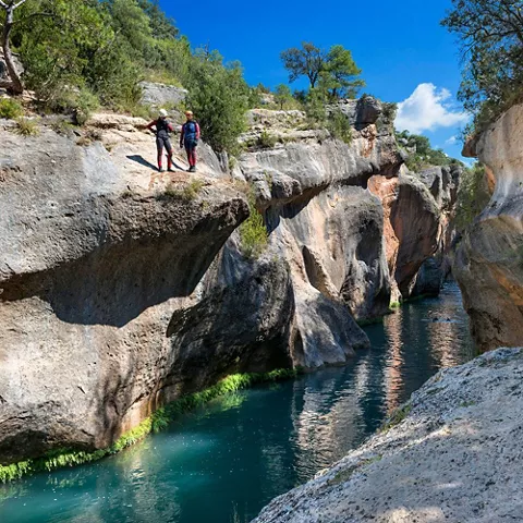 Turismo activo en la via ferrata del Ventano del Diablo