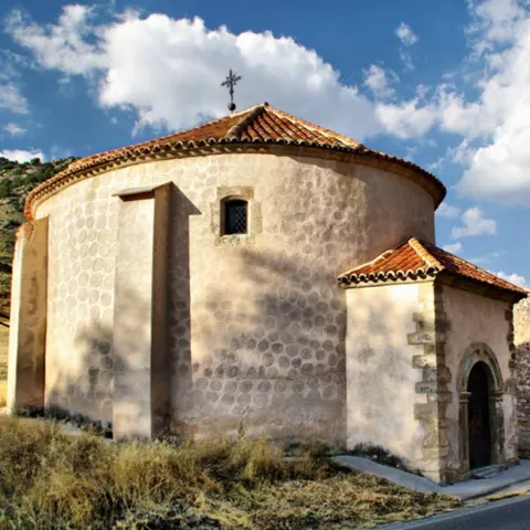 Ermita rural tradicional.