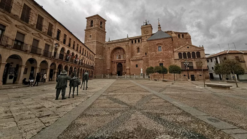 Vista de la Plaza Mayor de Villanueva de los Infantes