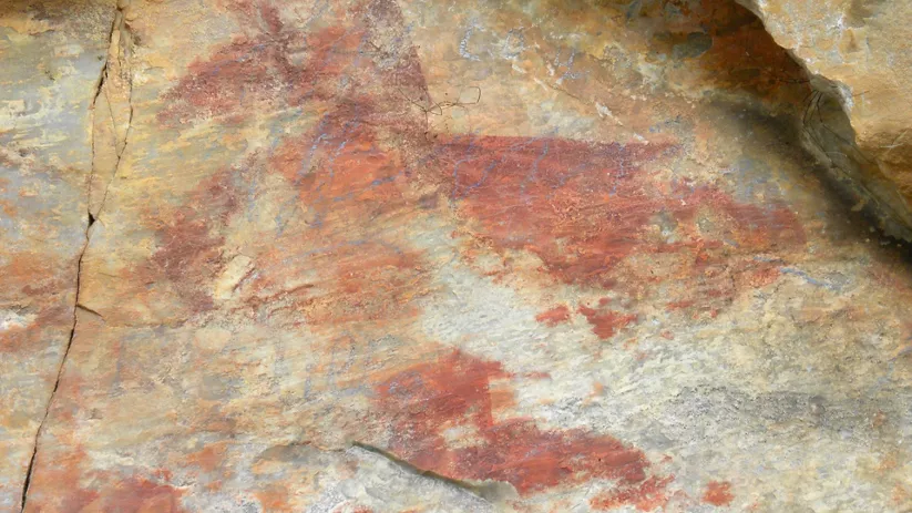 Detalle del abrigo rupestre de Fuencaliente