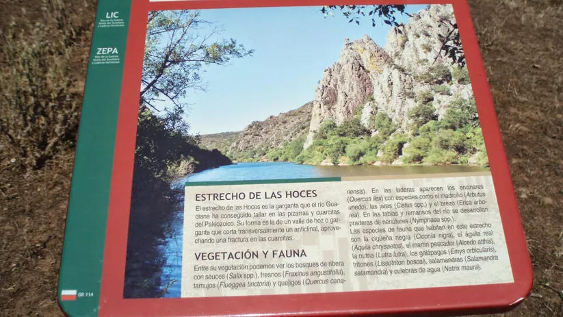 Panel en el Estrecho de las Hoces