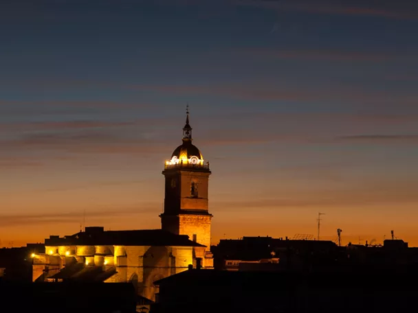 Vista nocturna de la catedral de Ciudad Real
