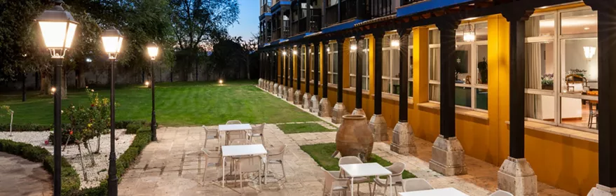 Exterior del Parador de Manzanares