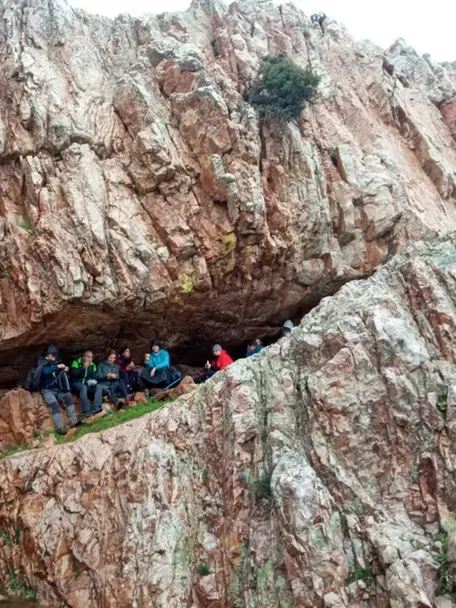 Visita al abrigo rupestre del Chorrero en Puertollano