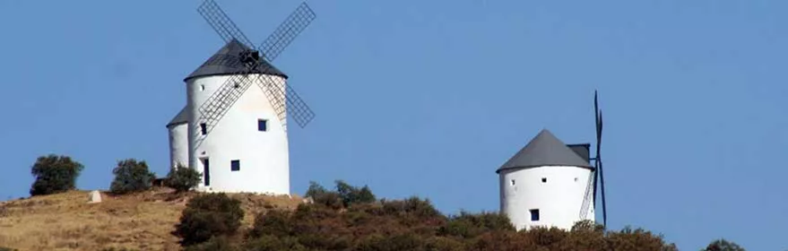 Panorámica de los molinos de viento de Puerto Lápice