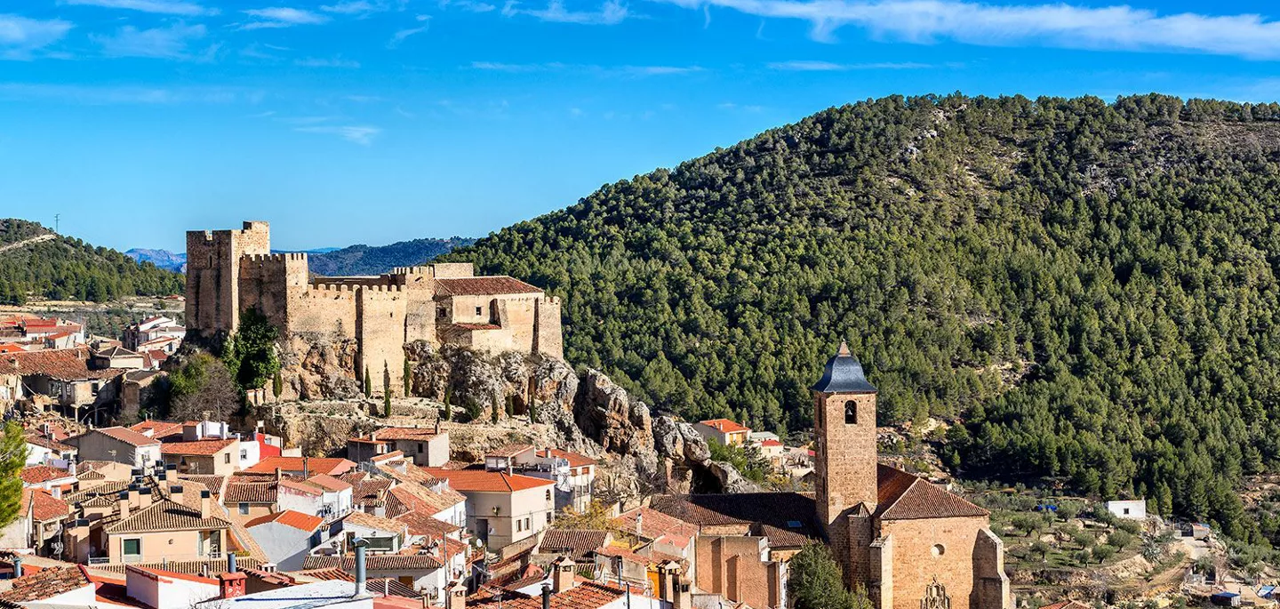 Iglesia de la Asunción de Yeste | Web oficial de Turismo de Castilla-La ...