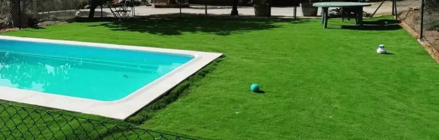 ENTORNO RURAL Y PISCINA