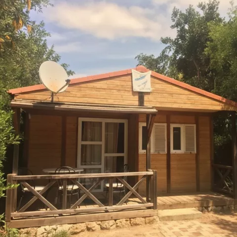 Casa de madera en el Camping Cantapino