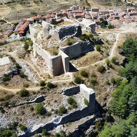 Vista aérea del castillo de Rochafrida en Beteta