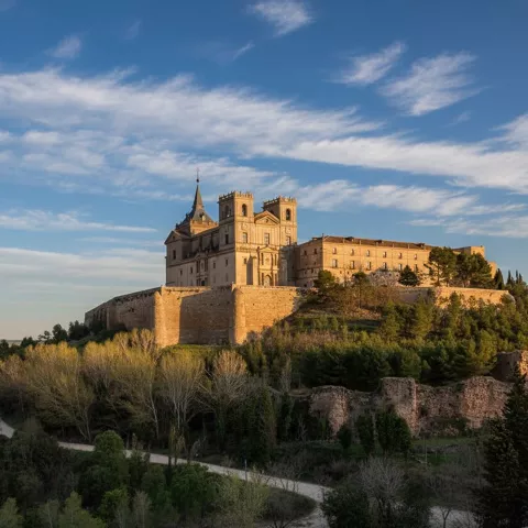 Impresionante entorno del castillo monasterio de Uclés