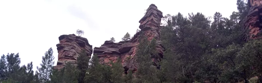 Formaciones de roca roja.