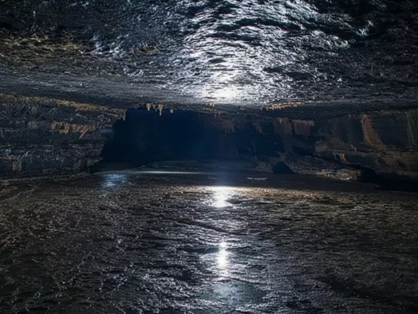 Vista de la Cueva del Tío Manolo en Uña, Cuenca