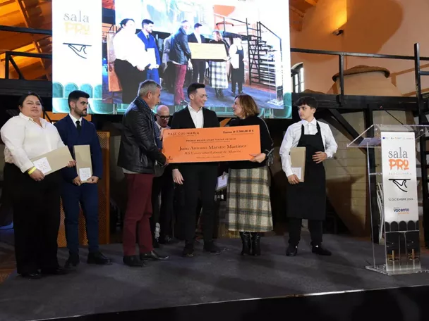 Imagen de Sala Pro obteniendo un premio