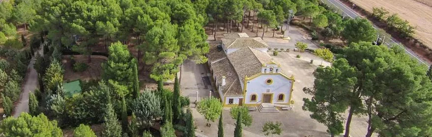Vista aérea de la ermita de la virgen de la cabeza
