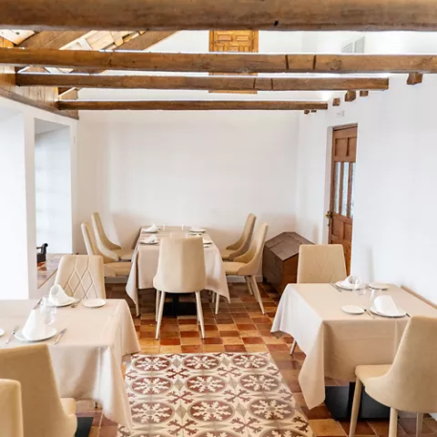 Interior de restaurante Feria 8