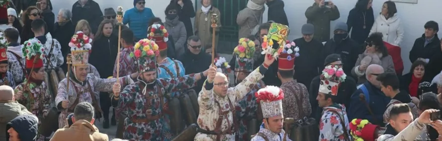 Endiablados con cencerros entre el público