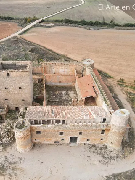 Castillo de Santiago de la Torre en San Clemente