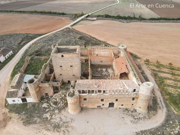 Castillo de Santiago de la Torre en San Clemente