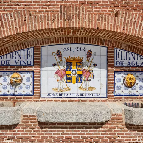 Fuente en la Plaza Mayor de Méntrida