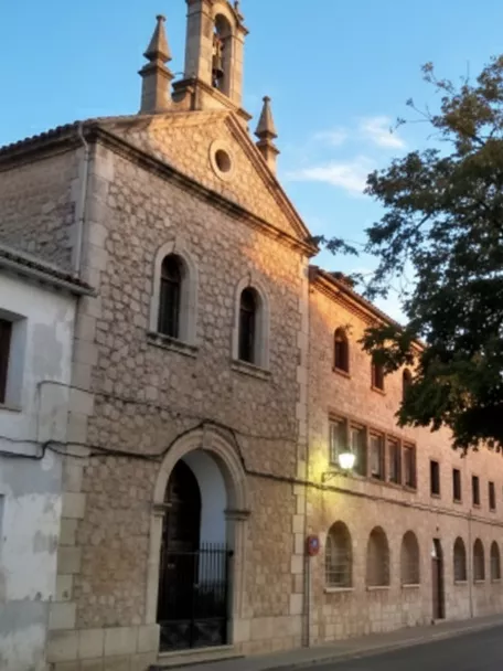 Vista del monasterio de los Padres Somascos de Tarancón